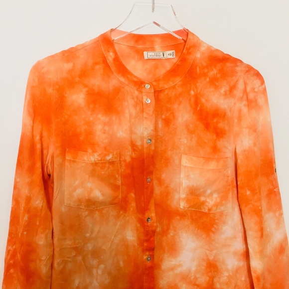 Knot Sisters tie dye shirt. Size small - Picture 2 of 4